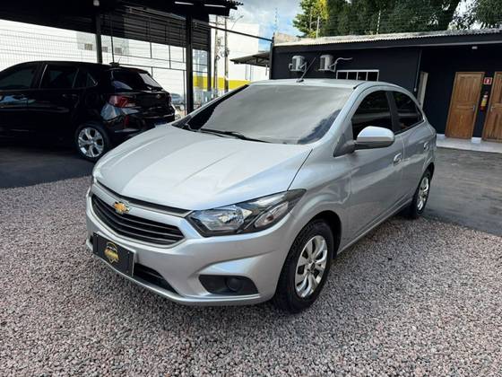 CHEVROLET ONIX 1.0 MPFI LT 8V FLEX 4P MANUAL CHEVROLET ONIX 1.0 MPFI LT 8V FLEX 4P MANUAL